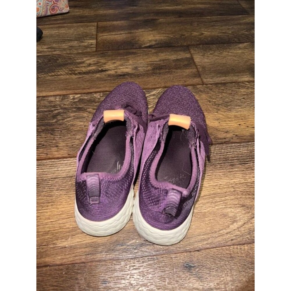 Purple New Balance - Picture 3 of 6